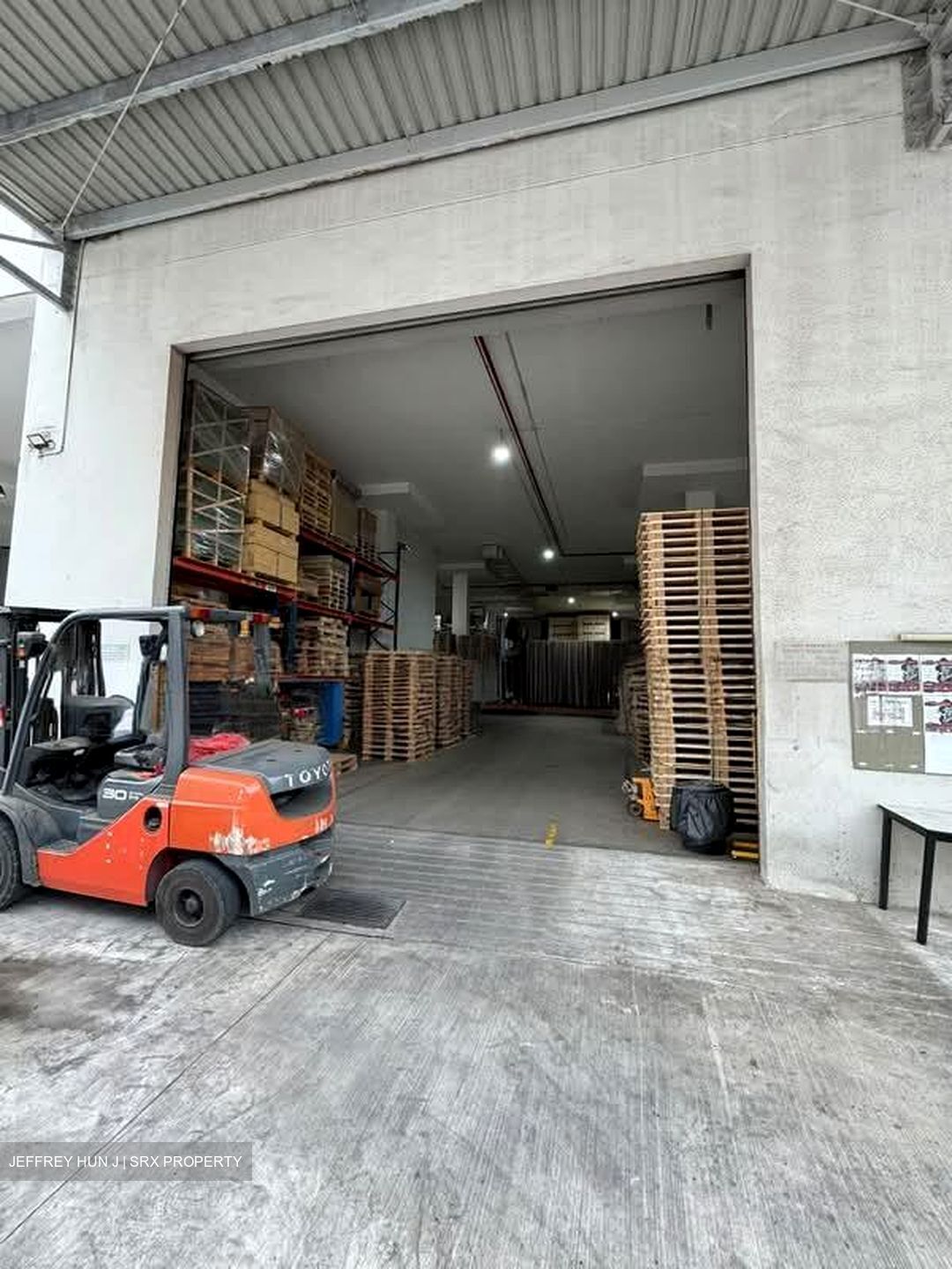 Hs (2nd Link) Industrial Building (D22), Factory #587779161